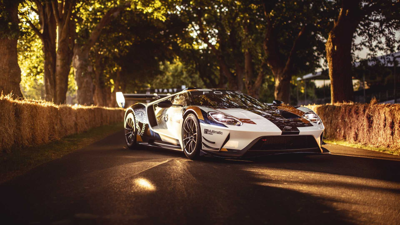 Illustration for article titled The Ford GT MkII Goes Out With a $1.2 Million Bang